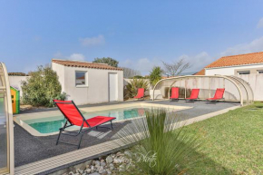 Très jolie maison avec piscine sous dôme